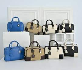 Picture of Loewe Handbags _SKUfw239916441fw
